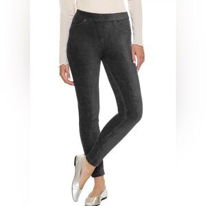 HUE Charcoal Skinny Pants